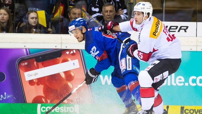 Radovan Puliš (Slovensko) a vpravo Michael Fora (Švajčiarsko) na Nemeckom pohári.