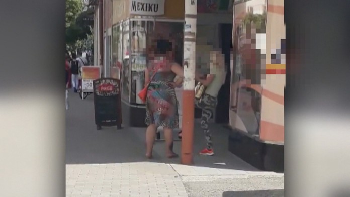 Celé sa to začína nevinným prihovorením sa.