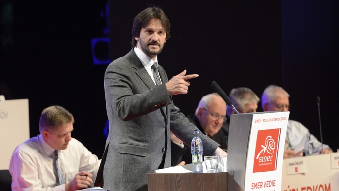 Popredseda strany SMER-SD Robert Kaliňák počas prejavu na pracovnom sneme strany v Prešove.