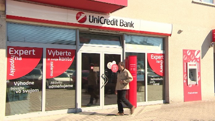 UniCredit je na predaj.