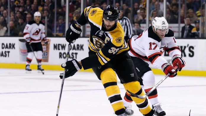 Obranca Zdeno Chára