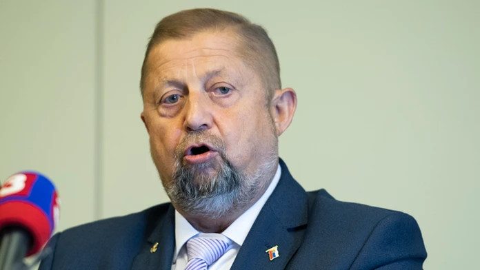 Obrí necht.