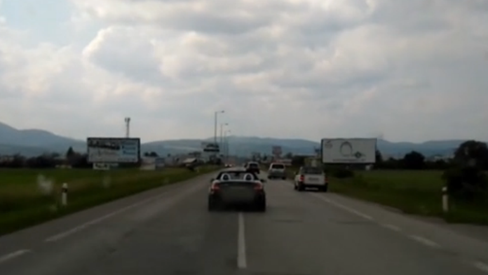 Vodič, ktorý blokuje sanitku
