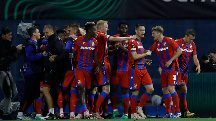 EKL: Ľubľana pomohla Slovanu, Fenerbahce padlo v Ludogorci. Plzeň oslavuje osemfinále