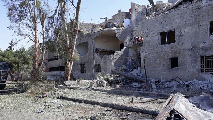 Damaskom otriasli tri silné explózie