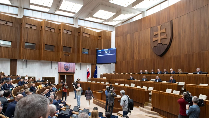 V stredu by sa mala začať ďalšia schôdza Národnej rady SR. Rokovať sa má aj o Trestnom zákone