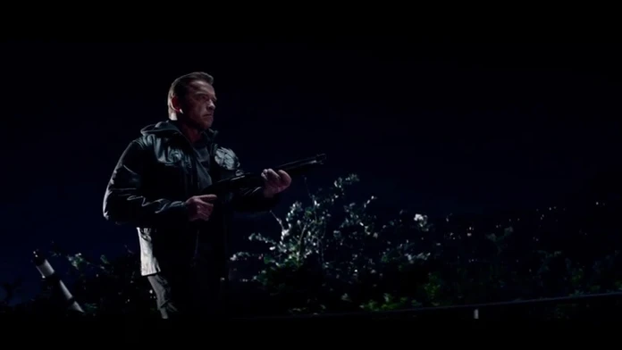 Terminator sa vratil.