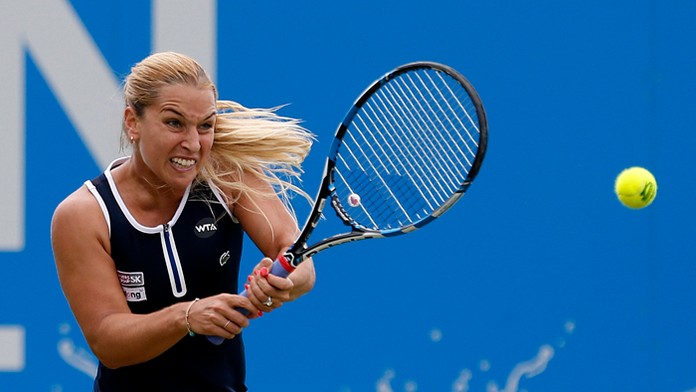 Dominika Cibulková na turnaji v Eastbourne. 