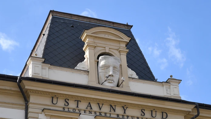 Ústavný súd odmietol sťažnosti bývalých členov Súdnej rady voči ich odvolaniu