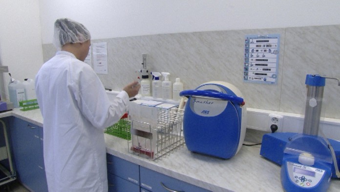 Čo bolo príčinou smrti mladíka, zisťujú. 