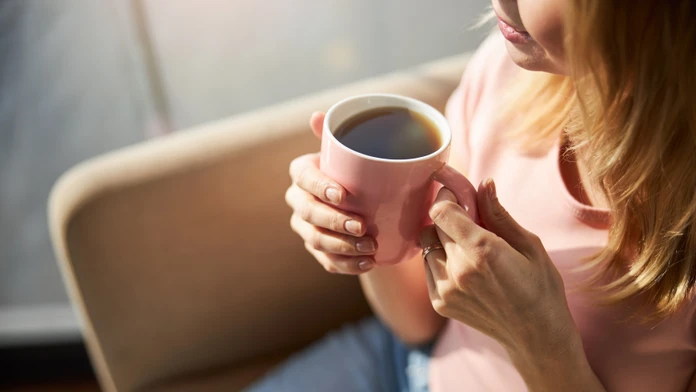 Žiadne raňajky, len šálka kávy. Tento zvyk môže mať neblahé následky na vaše zdravie, upozorňuje lekárka