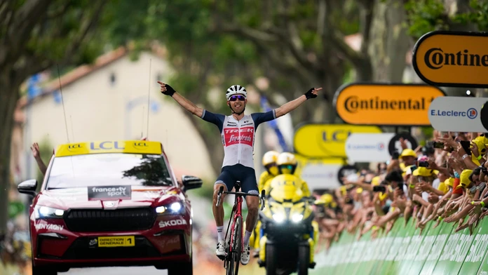 Bauke Mollema prichádza do ciela 14. etapy.