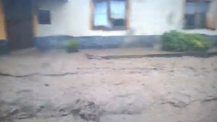 Povodne v Trstíne.