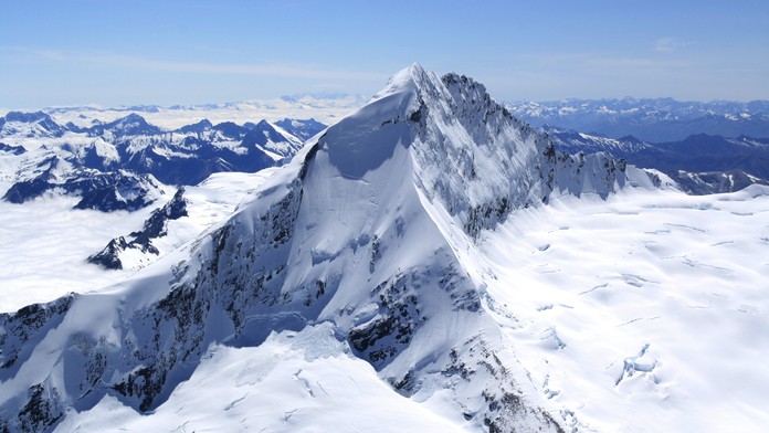 Novozélandský štít Mount Aspiring.