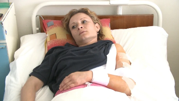 Zbitá čašníčka Eva Pancuráková v Košiciach.