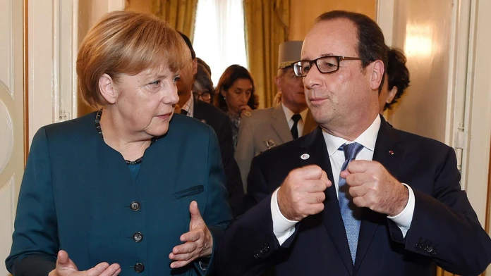 Merkelová Hollande