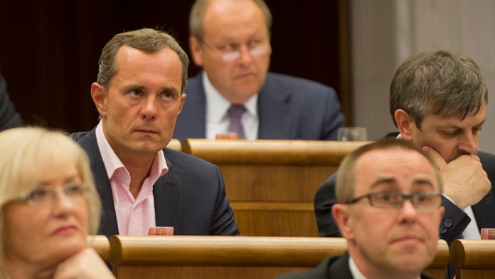 Predseda strany #Sieť Radoslav Procházka.