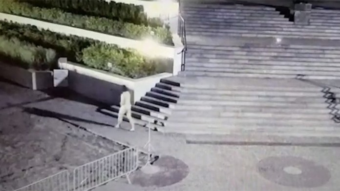 Hráči Nemecka oslavujú gól v kvalifikácii ME 2020 na pôde Bieloruska.