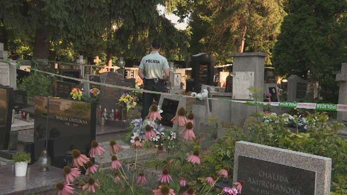 Exhumácia bývalého klienta zariadenia IRIS.