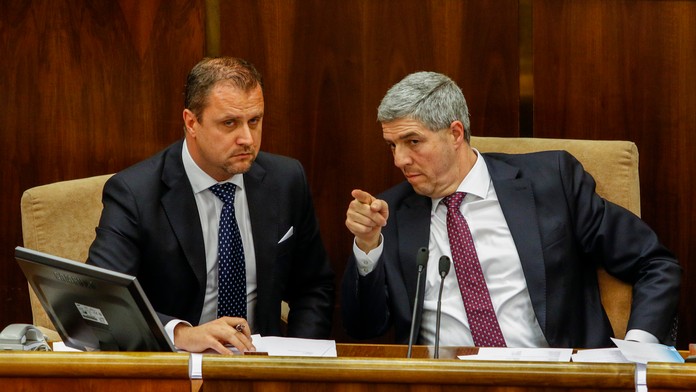 Podpredsedovia NRSR Andrej Hrnčiar a Béla Bugár