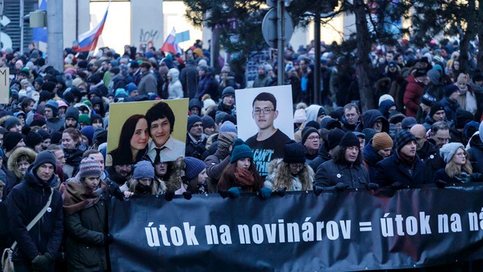 Spomienkový pochod na zavraždeného novinára Jána Kuciaka a snúbenicu Martinu Kušnírovú v Bratislave.