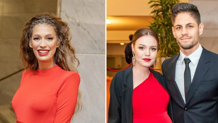 Zľava Colin Miller a Marc-André Fleury z Vegasu oslavujú triumf v 1. kole play off proti San Jose.