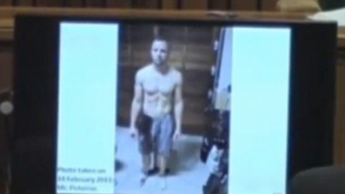 Šokujúce fotografie Oscara Pistoriusa tesne po streľbe