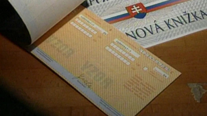 Kupónová knižka z kupónovej privatizácie.