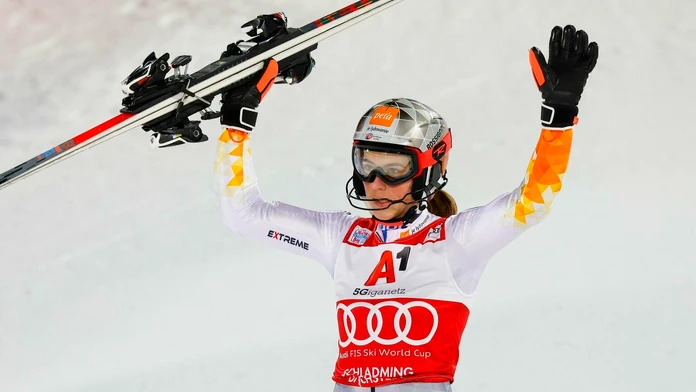 Alpská lyžiarka Petra Vlhová reaguje po slalome v Schladmingu.