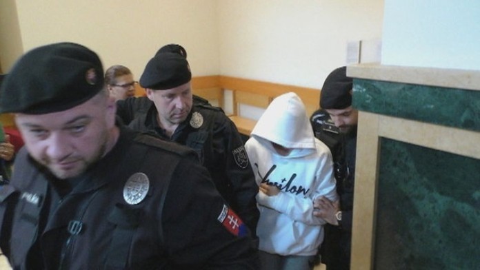 Divadelné predstavenie detí z Oteckov. Zážitok pre malých aj veľkých.mp4