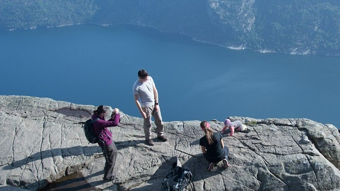 1410875403339_wps_56_Norway_baby_cliff_MUZZED_.jpg