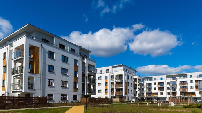 Najväčšia banka na Slovensku opäť zvýšila úrokové sadzby, až pri štyroch fixáciách