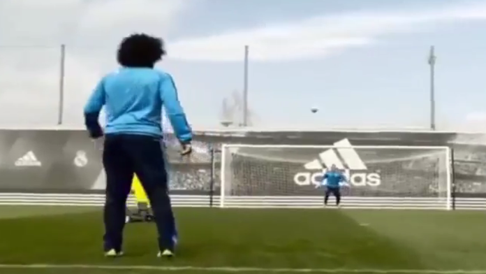 Zákrok Keylora Navasa