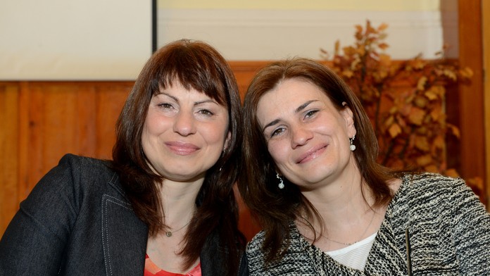 Príjemkyňa obličky Alena Bagárová (vľavo) a darkyňa Oľga Barbušová (vpravo)
