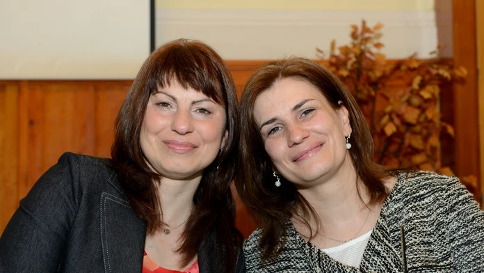 Príjemkyňa obličky Alena Bagárová (vľavo) a darkyňa Oľga Barbušová (vpravo)
