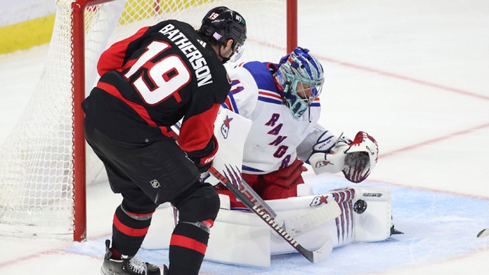 Halák dosiahol prvé víťazstvo v drese NY Rangers.