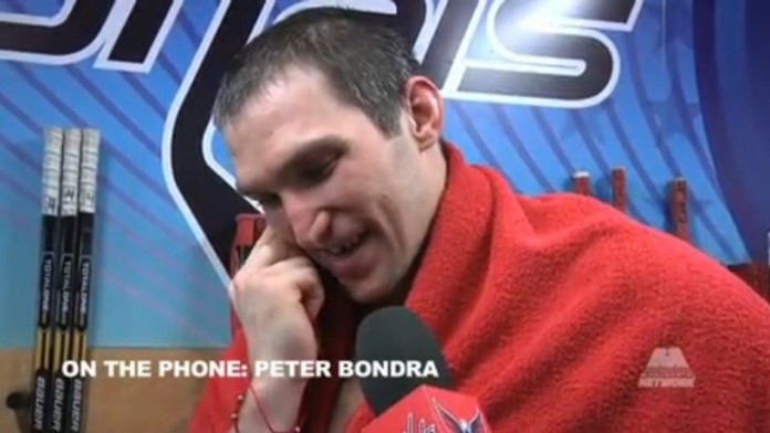 Bondra telefonuje Ovečikinovi