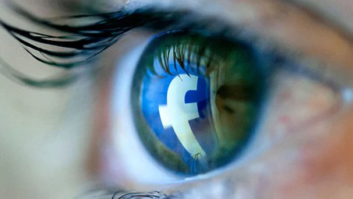 Facebook (oko)