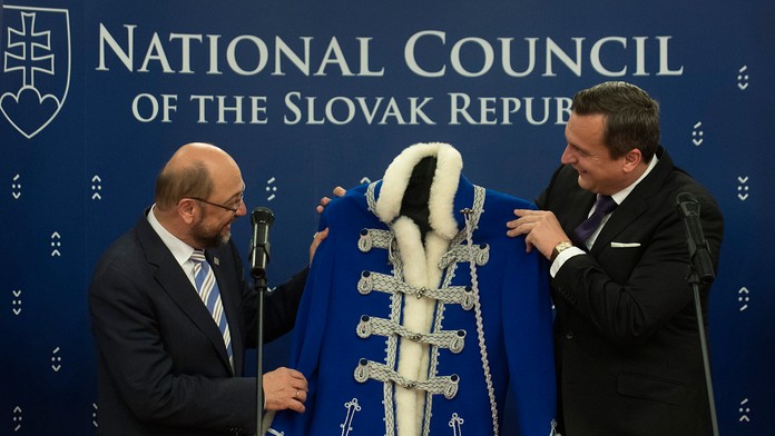 Dankov dar pre predsedu európskeho parlamentu.