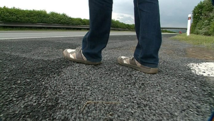 Kamienky na diaľnici.