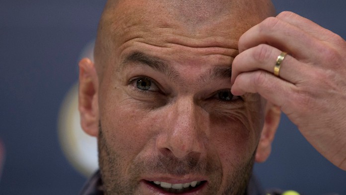 Tréner Realu Madrid Zinedine Zidane na archívnej snímke.