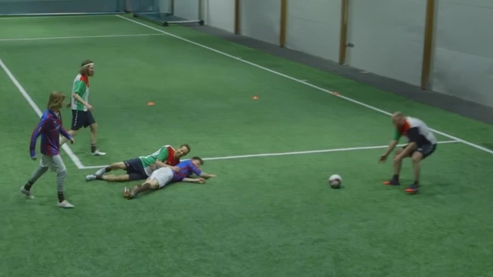 Nórsky opitý futbal hitom internetu.