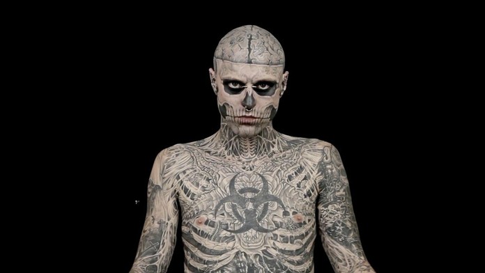 Slávneho modela Zombie Boya našli mŕtveho. Mal 32 rokov