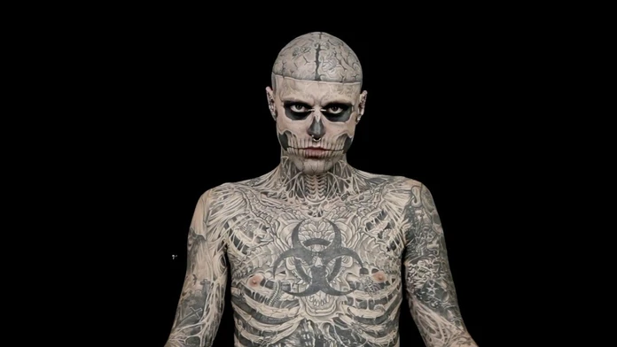 Slávneho modela Zombie Boya našli mŕtveho. Mal 32 rokov