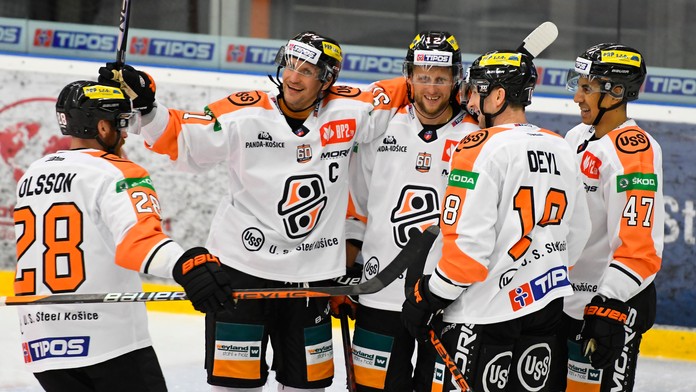 Z hry na mačku a myš sa tešili Košice, divoký ľad pod Urpínom rátal až deväť strelcov