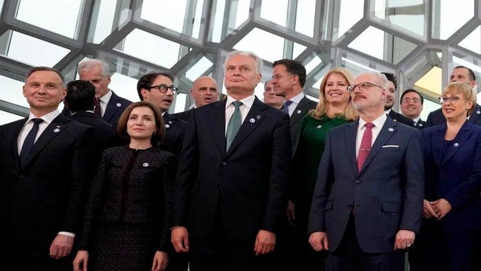 Samit lídrov krajín RE