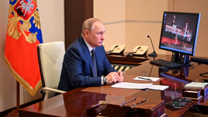 Putin: Vyhlásenie bezletovej zóny nad Ukrajinou budeme považovať za útok