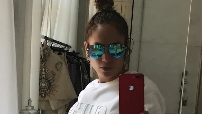 J. Lo