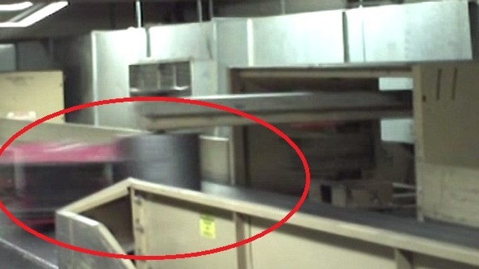 27A42DD700000578-3042159-image-a-4_1429256412509.jpg