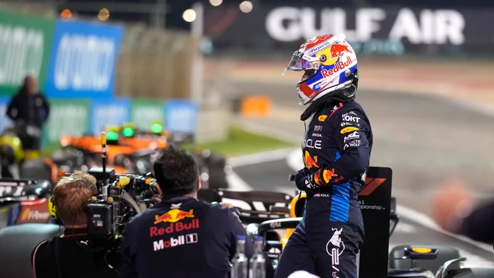 Verstappen zo stajne Red Bull vystupuje zo svojho monopostu